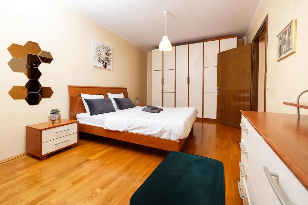 בוקרשט Color Apartments Unirii 14 Blv